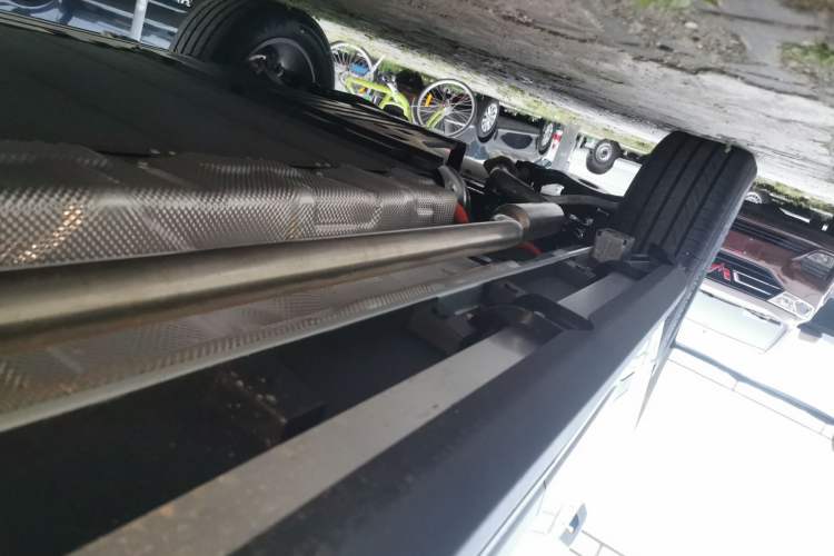 Used Formula Leopard Tai 7 2025 Model 135 km Two-Wheel Drive Pro Edition Right Side Sill
