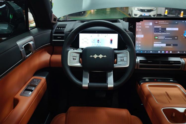 Used Formula Leopard Tai 7 2025 Model 190 km Four-Wheel Drive Ultra Edition Steering Wheel
