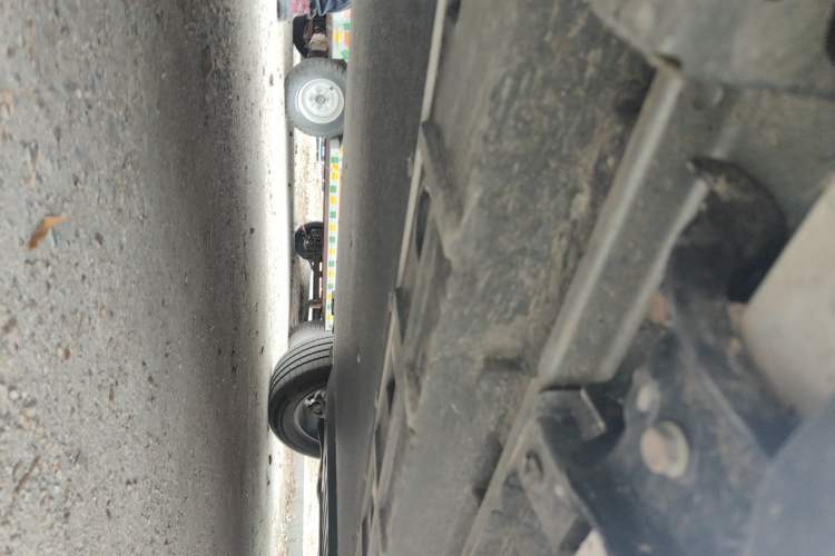 Used Formula Leopard Tai 7 2025 Model 200 km Two-Wheel Drive Max Edition Chassis Front Left