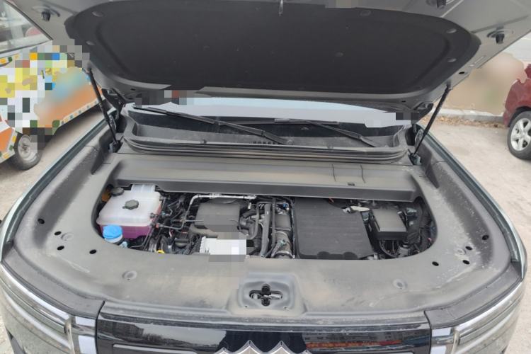 Used Formula Leopard Tai 7 2025 Model 200 km Two-Wheel Drive Max Edition Engine Bay