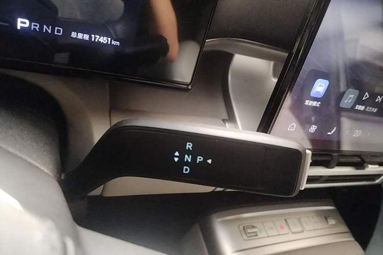 Used Formula Leopard Tai 7 2025 Model 190 km Four-Wheel Drive Ultra Edition Gear Lever