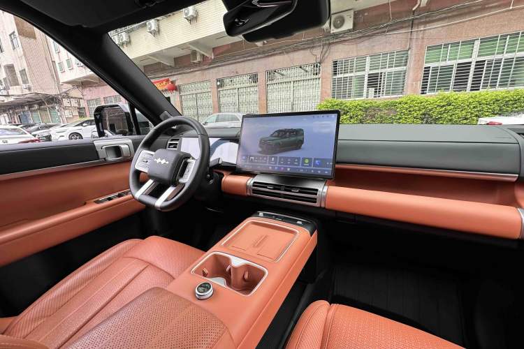 Used Formula Leopard Tai 7 2025 Model 190 km Four-Wheel Drive Ultra Edition Interior 2