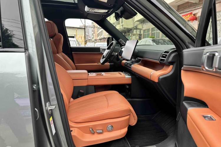 Used Formula Leopard Tai 7 2025 Model 190 km Four-Wheel Drive Ultra Edition Interior 9