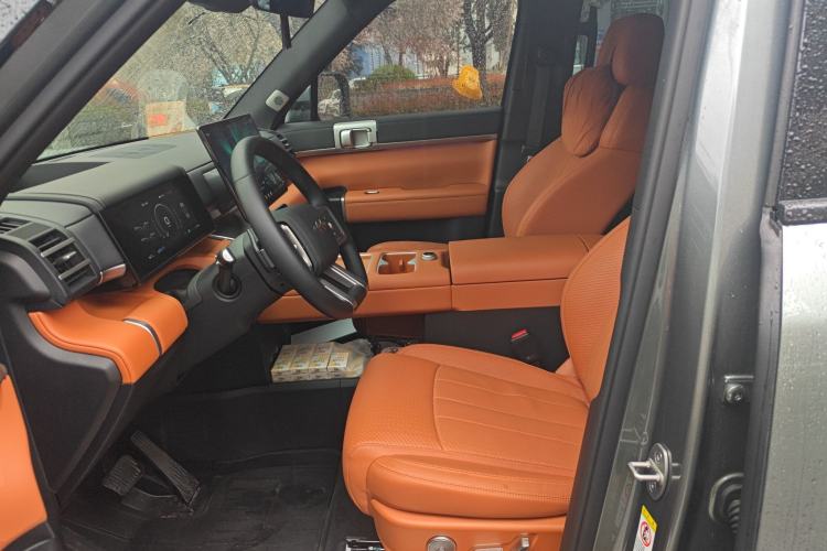 Used Formula Leopard Tai 7 2025 Model 200 km Two-Wheel Drive Max Edition Left Front Seat