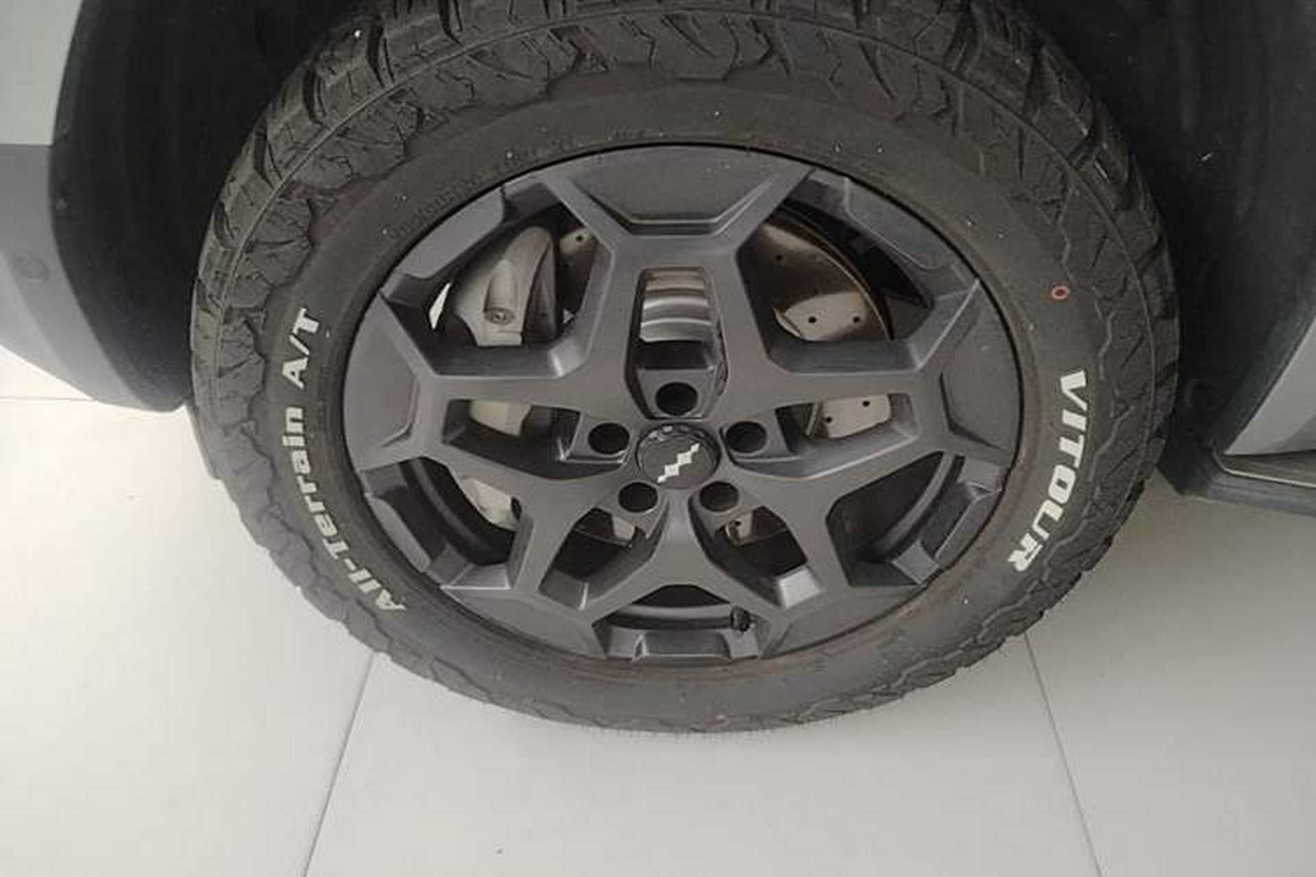 Used Formula Leopard Tai 7 2025 Model 190 km Four-Wheel Drive Ultra Edition Left Front Wheel Hub