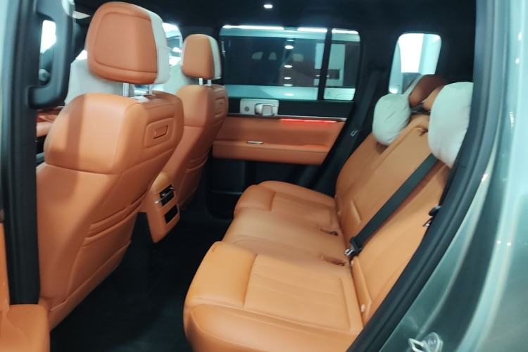 Used Formula Leopard Tai 7 2025 Model 190 km Four-Wheel Drive Ultra Edition Left Rear Seat
