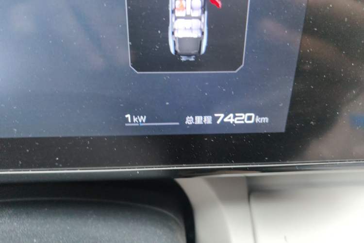 Used Formula Leopard Tai 7 2025 Model 200 km Two-Wheel Drive Max Edition Odometer Close Up