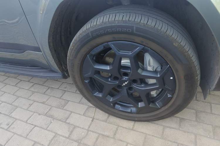 Used Formula Leopard Tai 7 2025 Model 190 km Four-Wheel Drive Ultra Edition Right Front Wheel Hub