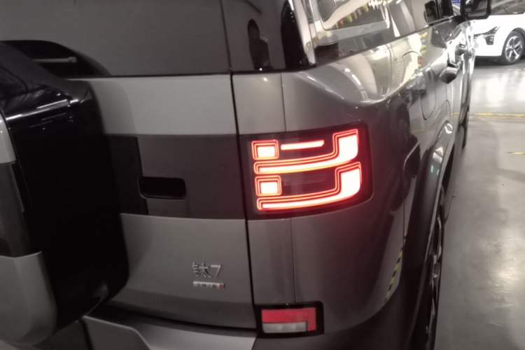 Used Formula Leopard Tai 7 2025 Model 190 km Four-Wheel Drive Ultra Edition Right Rear Taillight