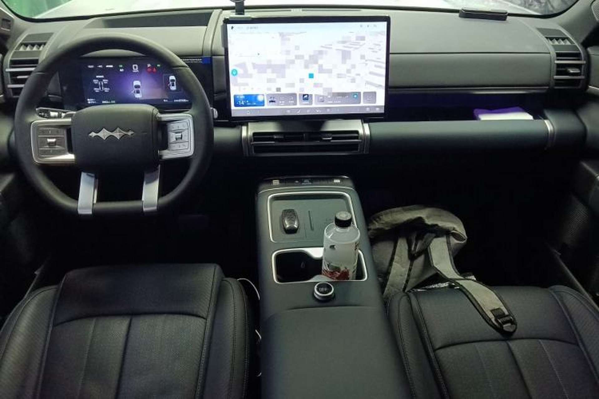 Used Formula Leopard Tai 7 2025 Model 190 km Four-Wheel Drive Ultra Edition Center Console