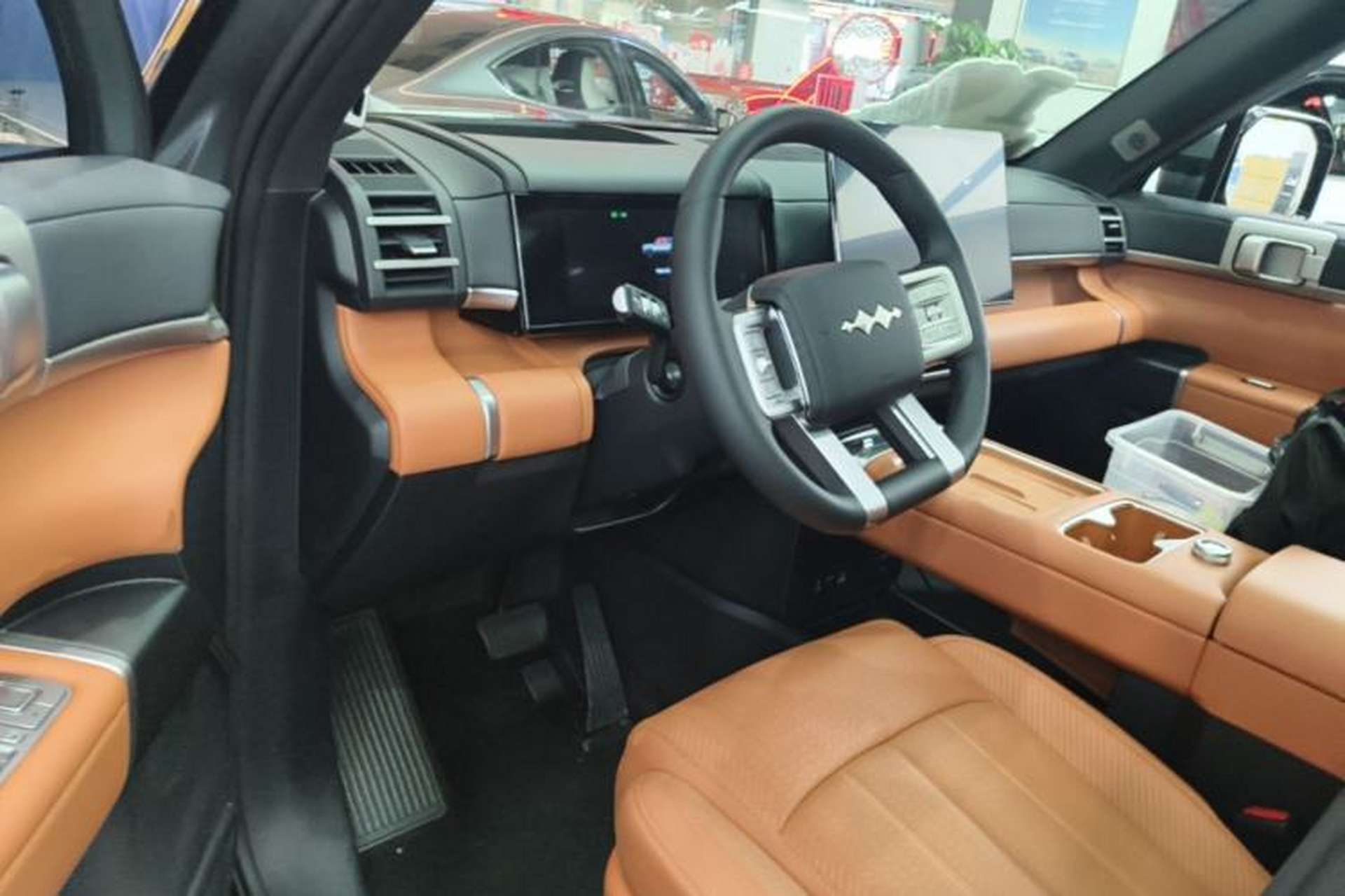Used Formula Leopard Tai 7 2025 Model 200 km Two-Wheel Drive Max Edition Driver Seat
