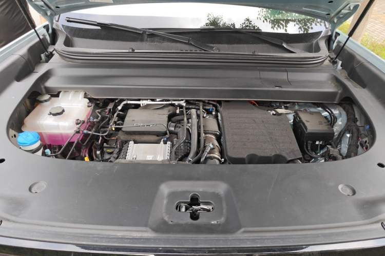 Used Formula Leopard Tai 7 2025 Model 190 km Four-Wheel Drive Ultra Edition Engine Bay