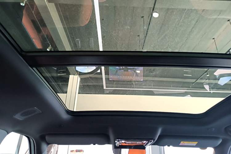 Used Formula Leopard Tai 7 2025 Model 190 km Four-Wheel Drive Ultra Edition Headliner