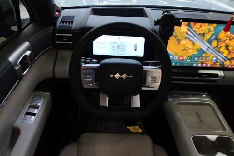 Used Formula Leopard Tai 7 2025 Model 190 km Four-Wheel Drive Ultra Edition Steering Wheel