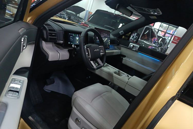 Used Formula Leopard Tai 7 2025 Model 190 km Four-Wheel Drive Ultra Edition Driver Seat
