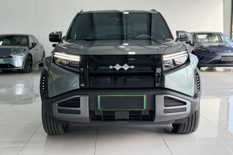 Used Formula Leopard Titanium 3 2025 501 km All-Wheel Drive Intelligent Driving Max Edition Exterior 2