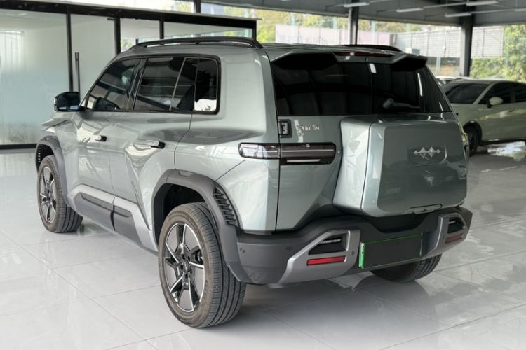 Used Formula Leopard Titanium 3 2025 501 km All-Wheel Drive Intelligent Driving Max Edition Exterior 3