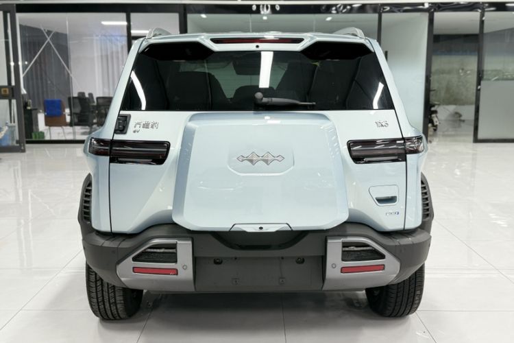 Used Formula Leopard Titanium 3 2025 501 km Range Rear-Wheel Drive Intelligent Driving Max Edition Exterior 2