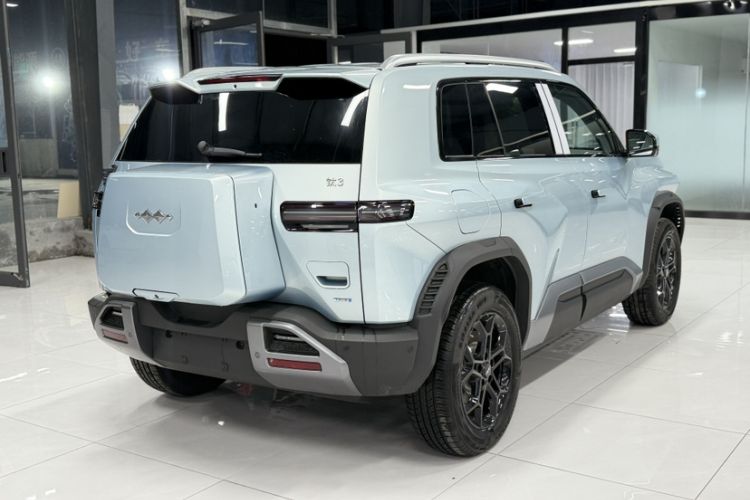 Used Formula Leopard Titanium 3 2025 501 km Range Rear-Wheel Drive Intelligent Driving Max Edition Exterior 4