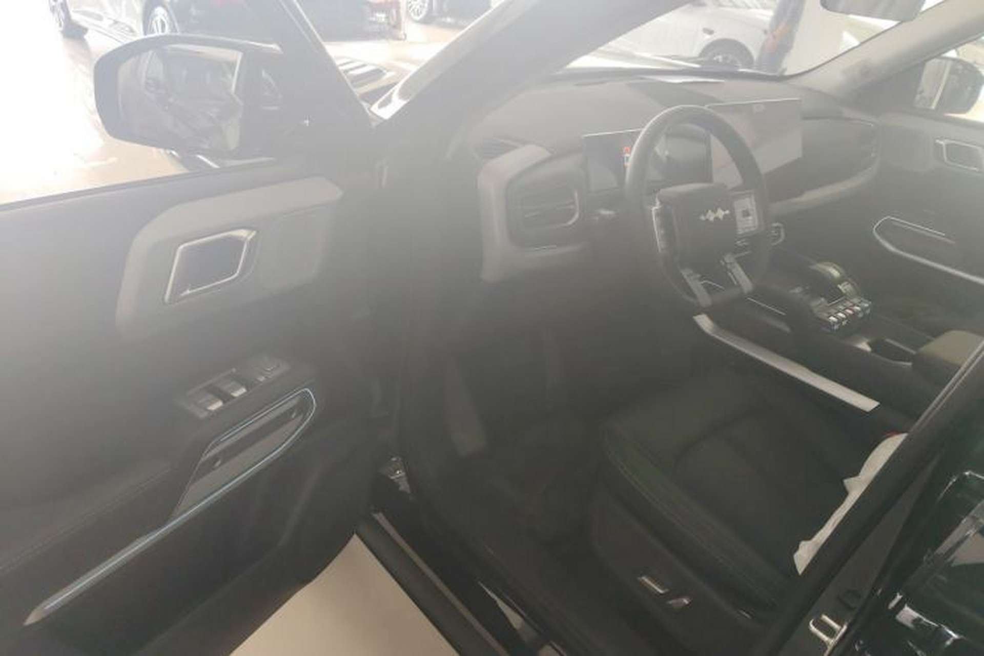 Used Formula Leopard Titanium 3 2025 501 km All-Wheel Drive Intelligent Driving Max Edition Driver Seat