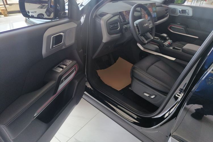 Used Formula Leopard Titanium 3 2025 501 km Range Rear-Wheel Drive Intelligent Driving Max Edition Driver Seat