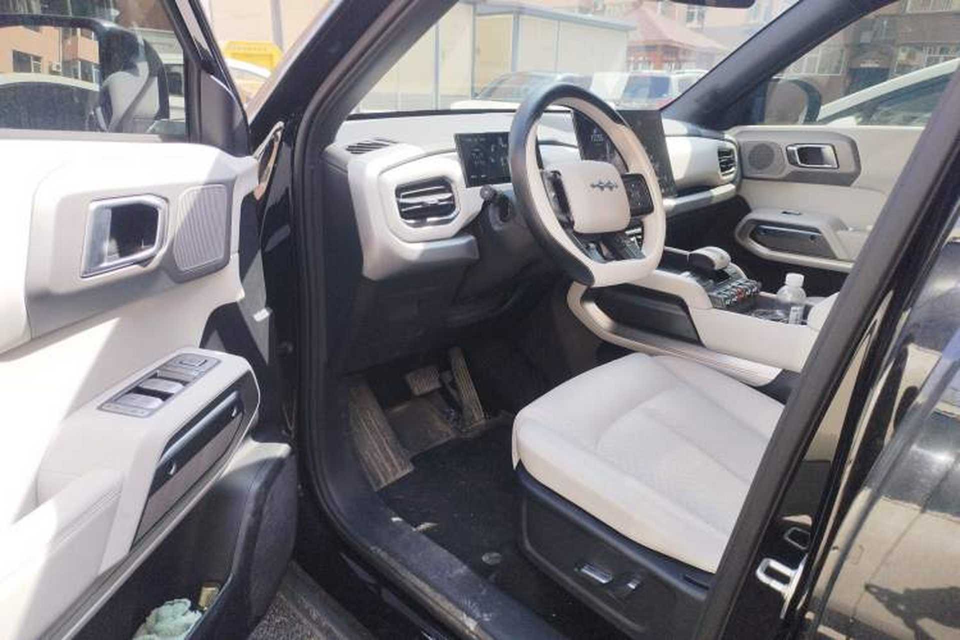 Used Formula Leopard Titanium 3 2025 501 km All-Wheel Drive Intelligent Driving Max Edition Driver Seat