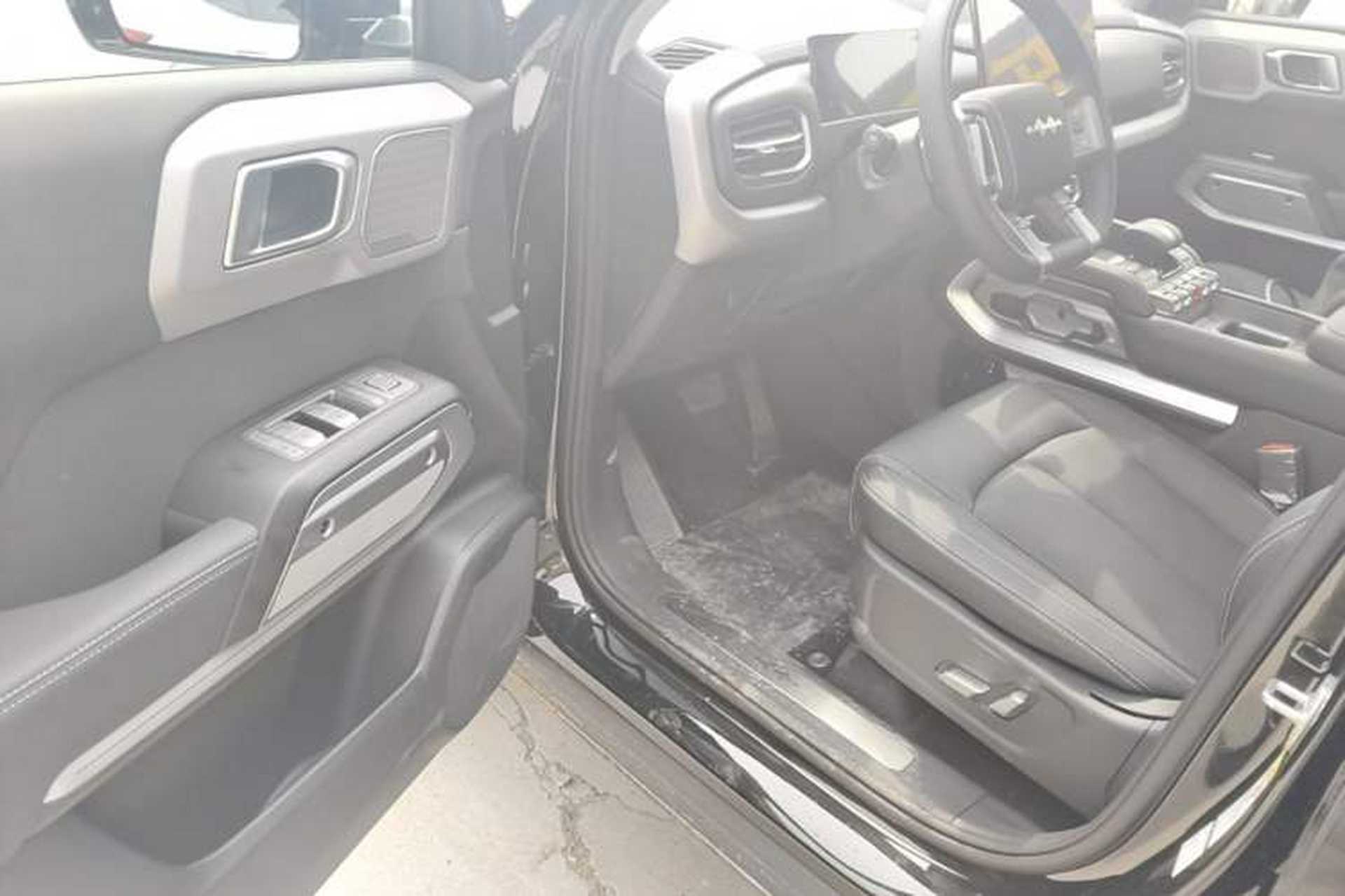 Used Formula Leopard Titanium 3 2025 501KM All-Wheel Drive Intelligent Driving Ultra Version Driver Seat