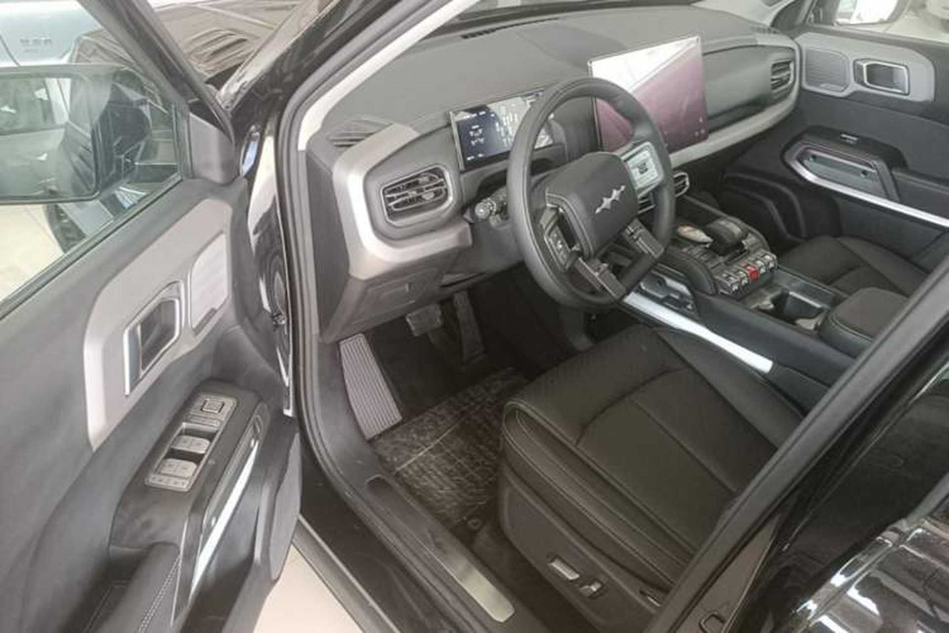 Used Formula Leopard Titanium 3 2025 501KM All-Wheel Drive Intelligent Driving Ultra Version Driver Seat