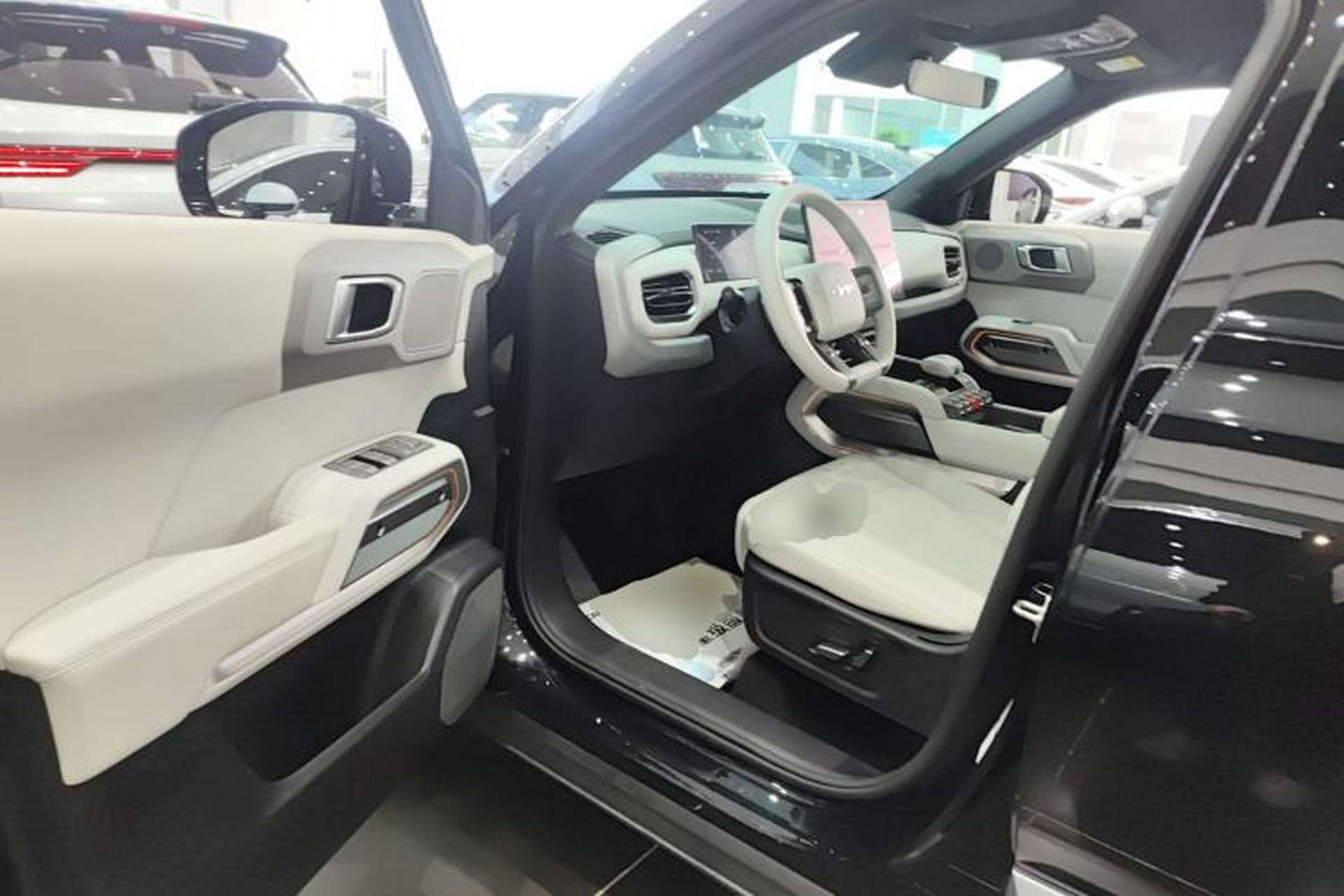 Used Formula Leopard Titanium 3 2025 501 km All-Wheel Drive Intelligent Driving Max Edition Driver Seat