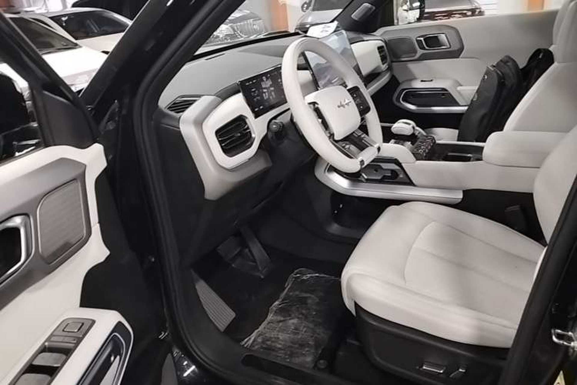 Used Formula Leopard Titanium 3 2025 501KM All-Wheel Drive Intelligent Driving Ultra Version Driver Seat