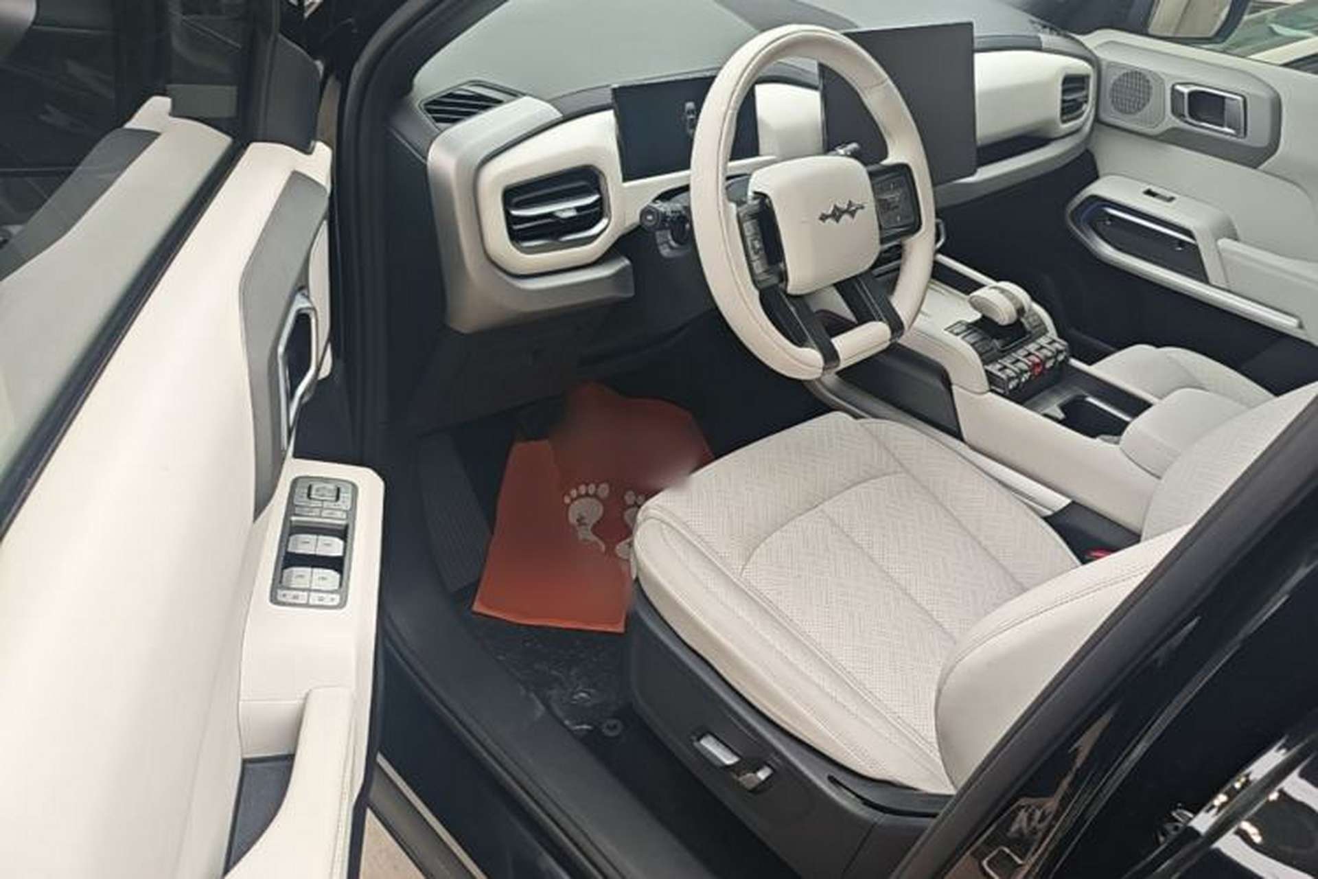 Used Formula Leopard Titanium 3 2025 501 km Range Rear-Wheel Drive Intelligent Driving Max Edition Driver Seat