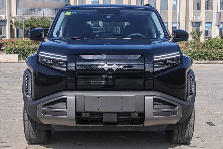 Used Formula Leopard Titanium 3 2025 501KM All-Wheel Drive Intelligent Driving Ultra Version Exterior 1