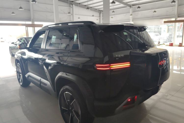 Used Formula Leopard Titanium 3 2025 501 km All-Wheel Drive Intelligent Driving Max Edition Exterior 2