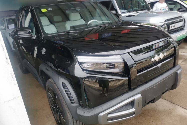 Used Formula Leopard Titanium 3 2025 501 km All-Wheel Drive Intelligent Driving Max Edition Exterior 2