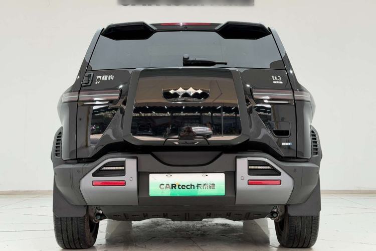 Used Formula Leopard Titanium 3 2025 501 km All-Wheel Drive Intelligent Driving Max Edition Exterior 3