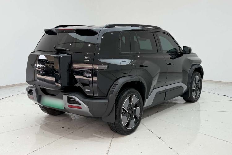 Used Formula Leopard Titanium 3 2025 501 km All-Wheel Drive Intelligent Driving Max Edition Exterior 4