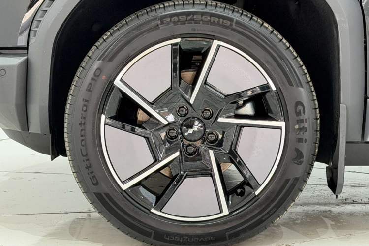 Used Formula Leopard Titanium 3 2025 501 km All-Wheel Drive Intelligent Driving Max Edition Exterior 7