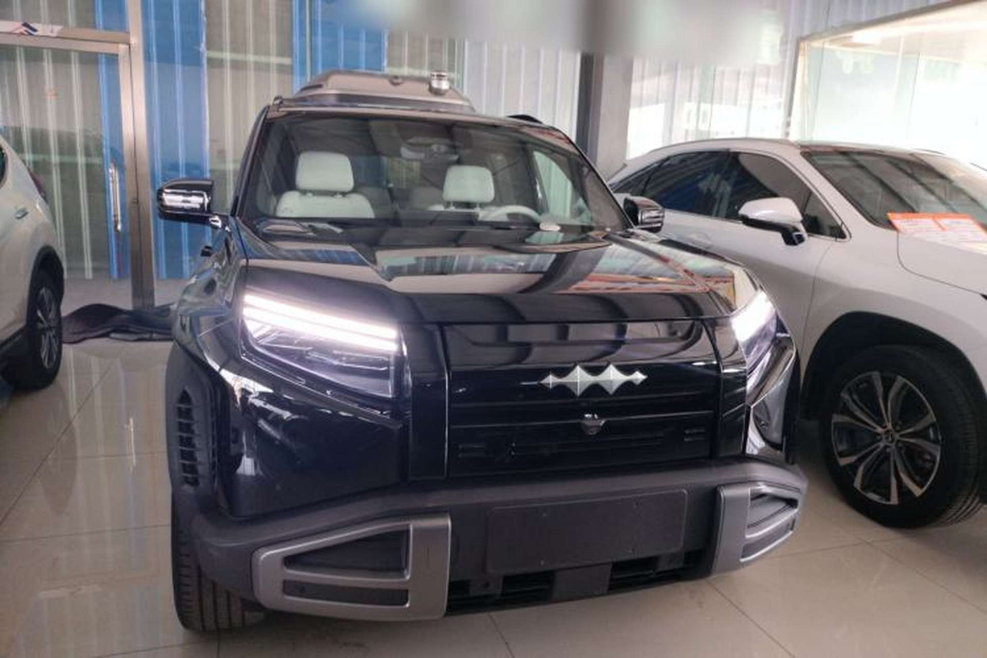Used Formula Leopard Titanium 3 2025 501 km Four-Wheel Drive Drone Edition Front