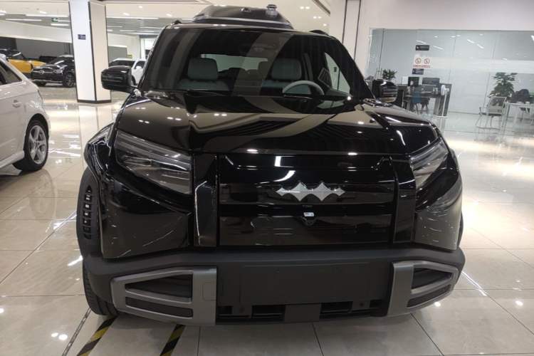 Used Formula Leopard Titanium 3 2025 501 km Four-Wheel Drive Drone Edition Front
