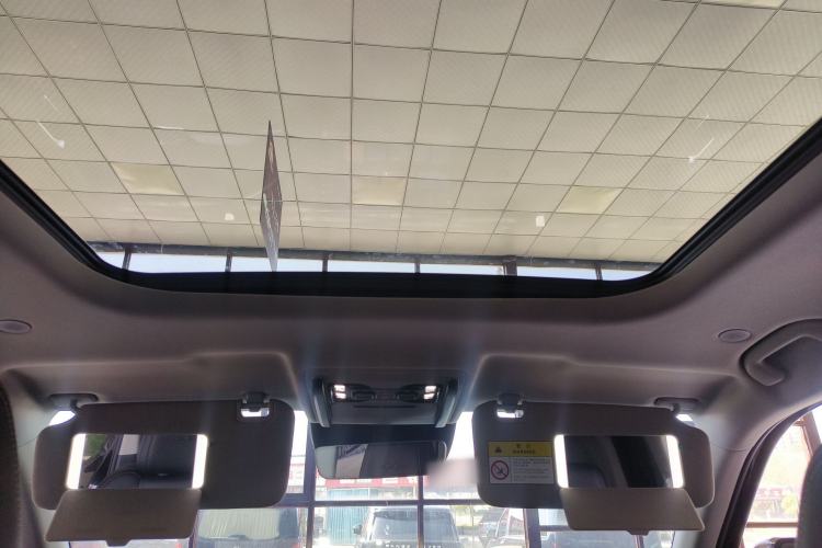 Used Formula Leopard Titanium 3 2025 501 km Range Rear-Wheel Drive Intelligent Driving Max Edition Headliner