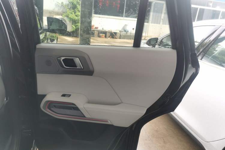 Used Formula Leopard Titanium 3 2025 501 km All-Wheel Drive Intelligent Driving Max Edition Interior 6