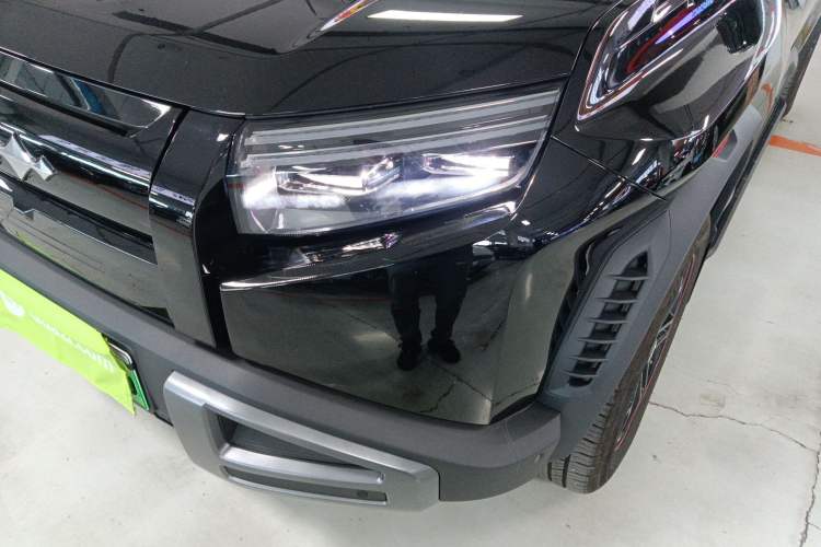 Used Formula Leopard Titanium 3 2025 501 km Range Rear-Wheel Drive Intelligent Driving Max Edition Left Front Headlight
