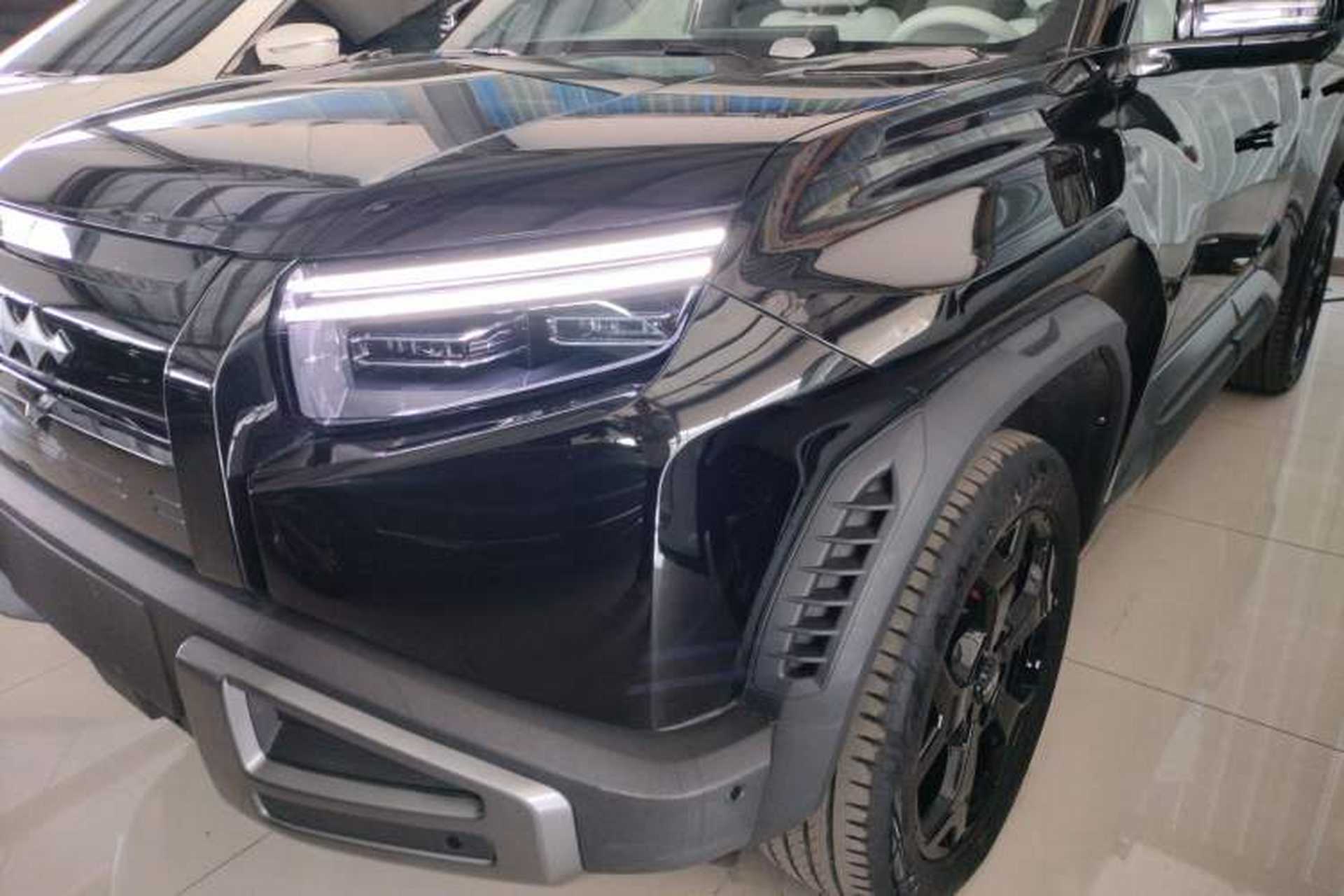 Used Formula Leopard Titanium 3 2025 501 km Four-Wheel Drive Drone Edition Left Front Headlight