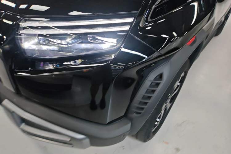 Used Formula Leopard Titanium 3 2025 501 km Four-Wheel Drive Drone Edition Left Front Headlight