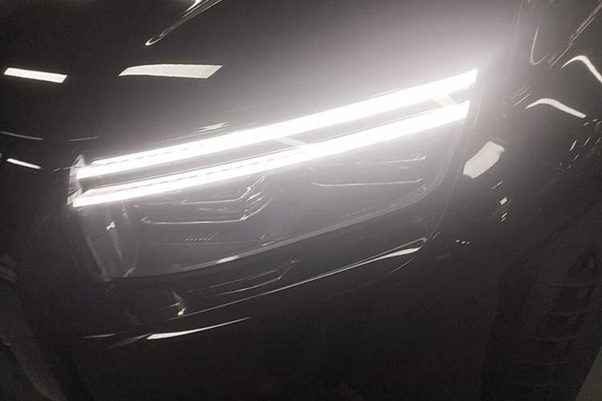 Used Formula Leopard Titanium 3 2025 501KM All-Wheel Drive Intelligent Driving Ultra Version Left Front Headlight