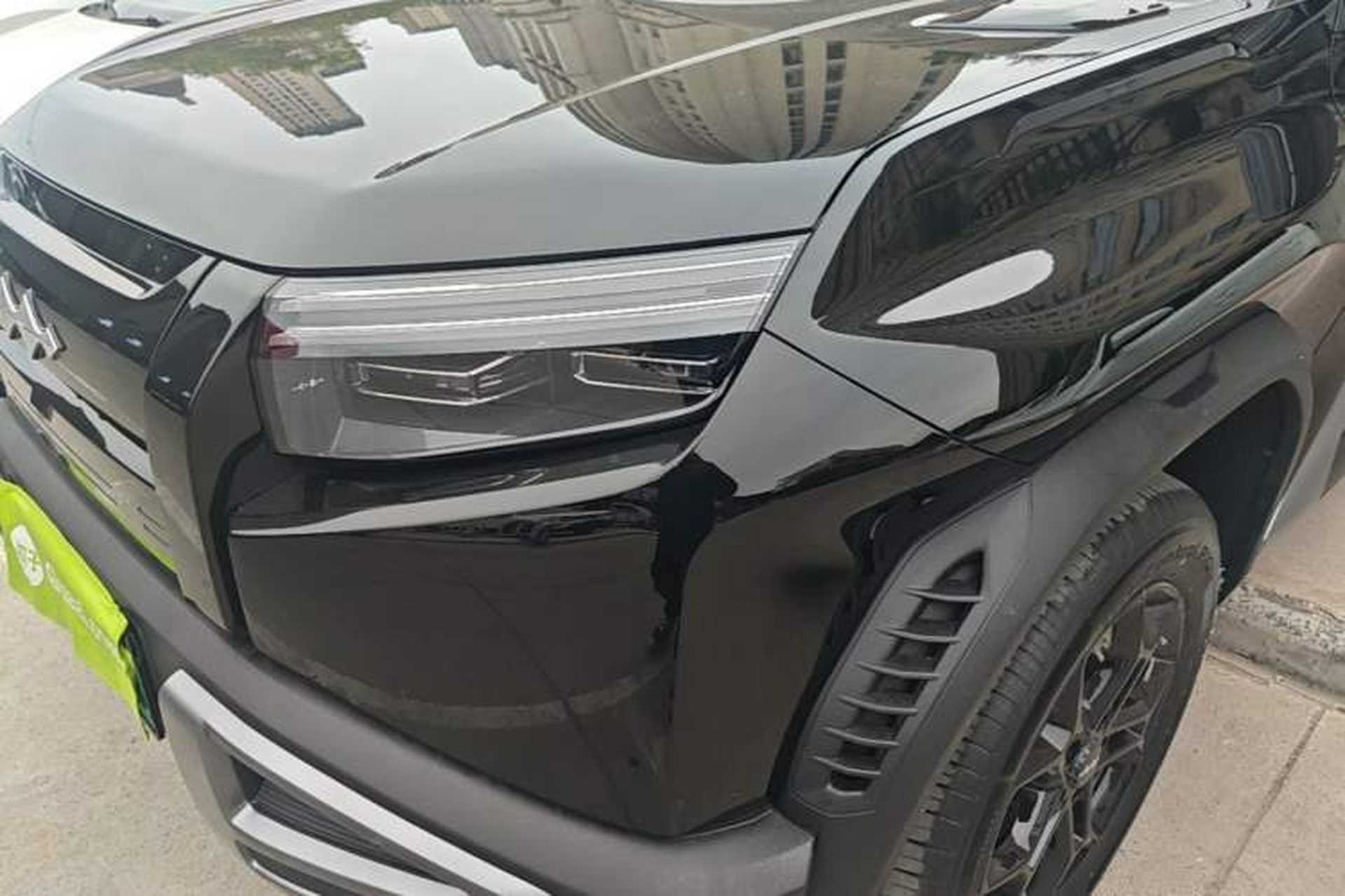 Used Formula Leopard Titanium 3 2025 501 km Range Rear-Wheel Drive Intelligent Driving Max Edition Left Front Headlight