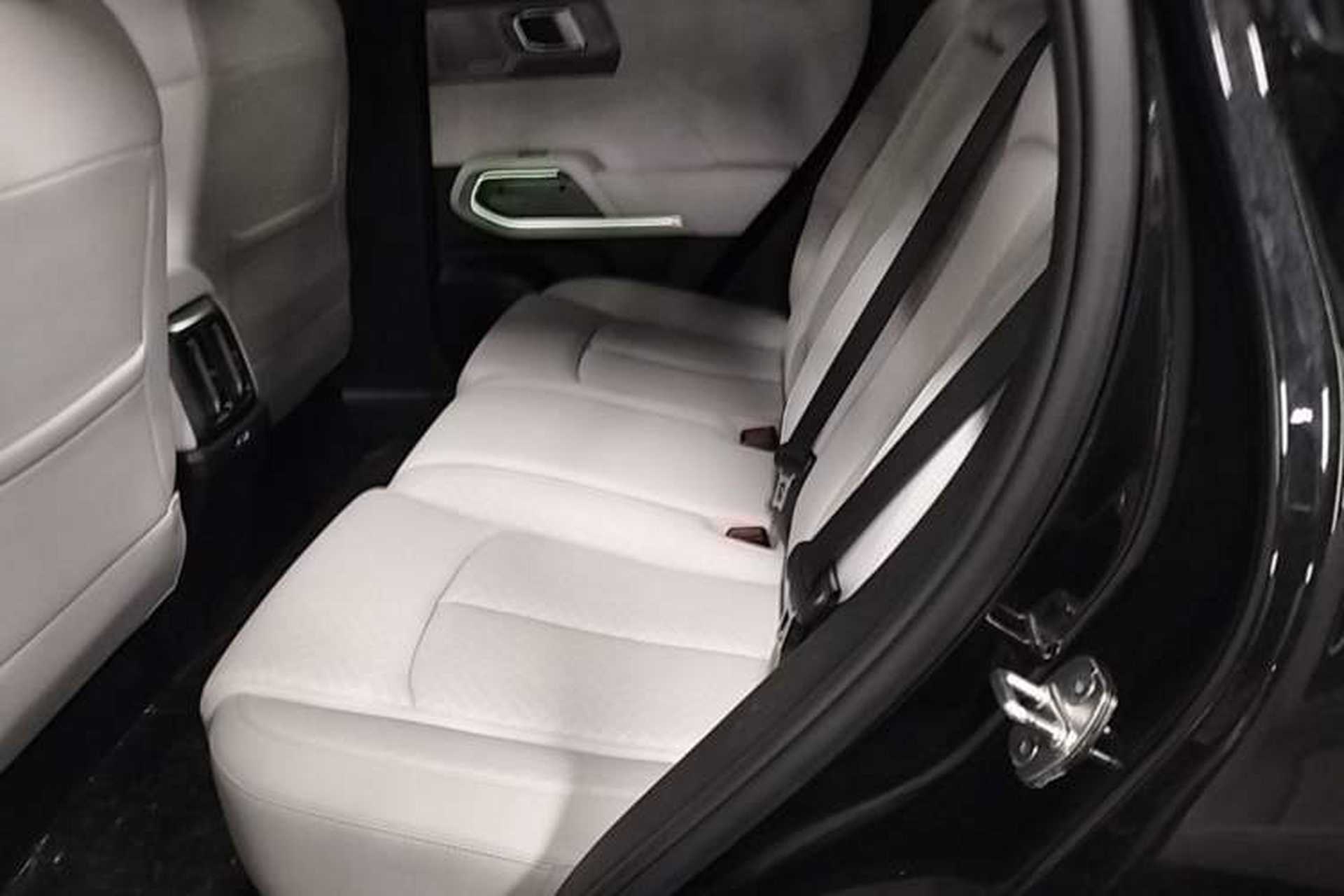 Used Formula Leopard Titanium 3 2025 501KM All-Wheel Drive Intelligent Driving Ultra Version Left Rear Seat