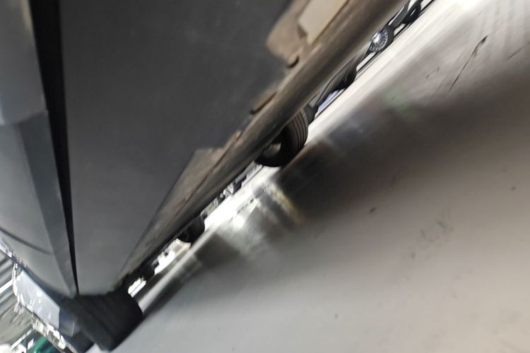 Used Formula Leopard Titanium 3 2025 501 km Four-Wheel Drive Drone Edition Left Side Sill