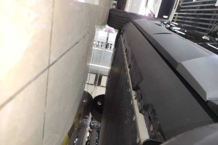 Used Formula Leopard Titanium 3 2025 501 km Four-Wheel Drive Drone Edition Left Side Sill