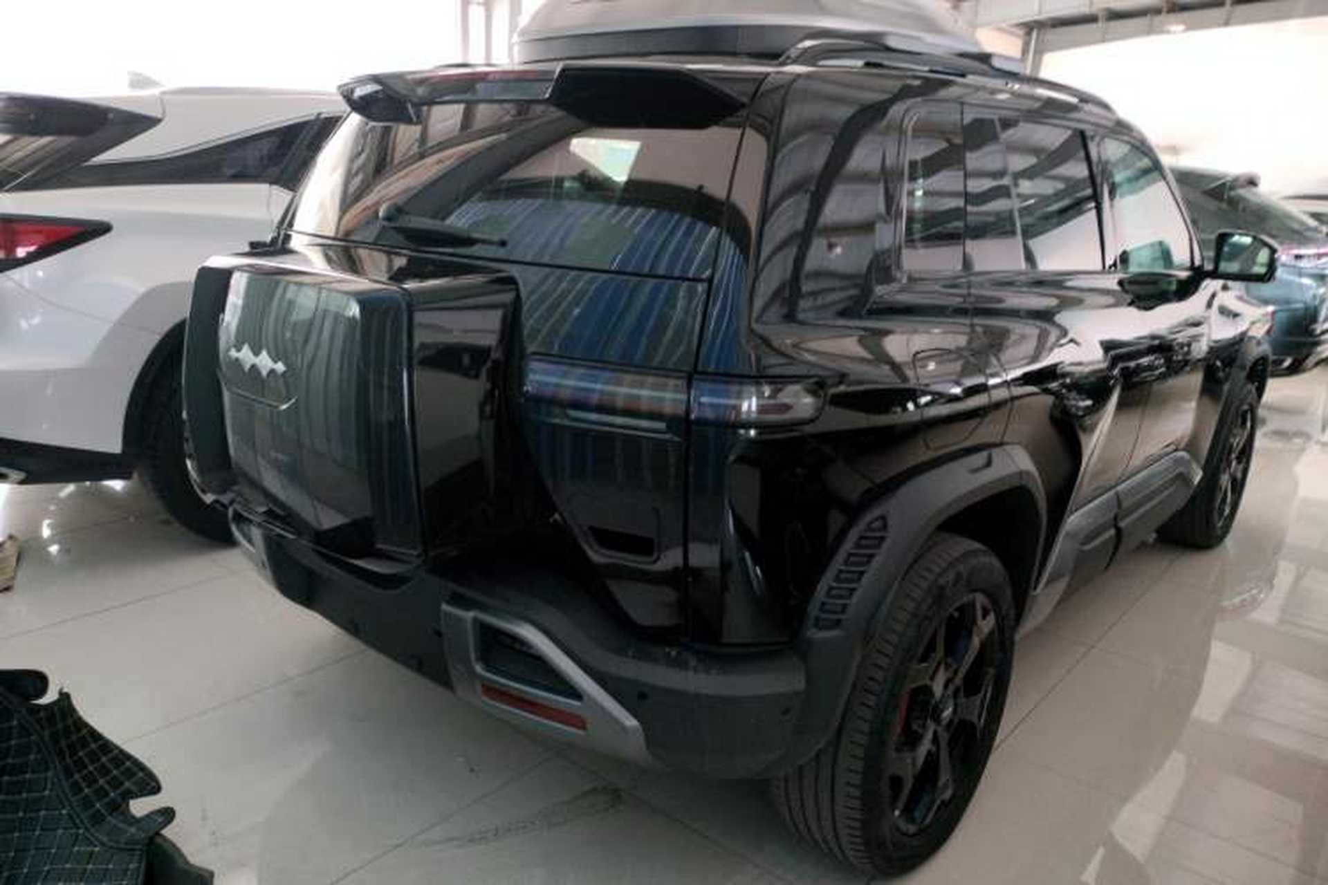Used Formula Leopard Titanium 3 2025 501 km Four-Wheel Drive Drone Edition Rear